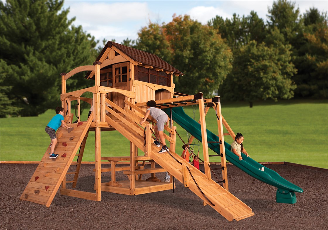 Titan Treehouse XL 3 Cedar Swing Set