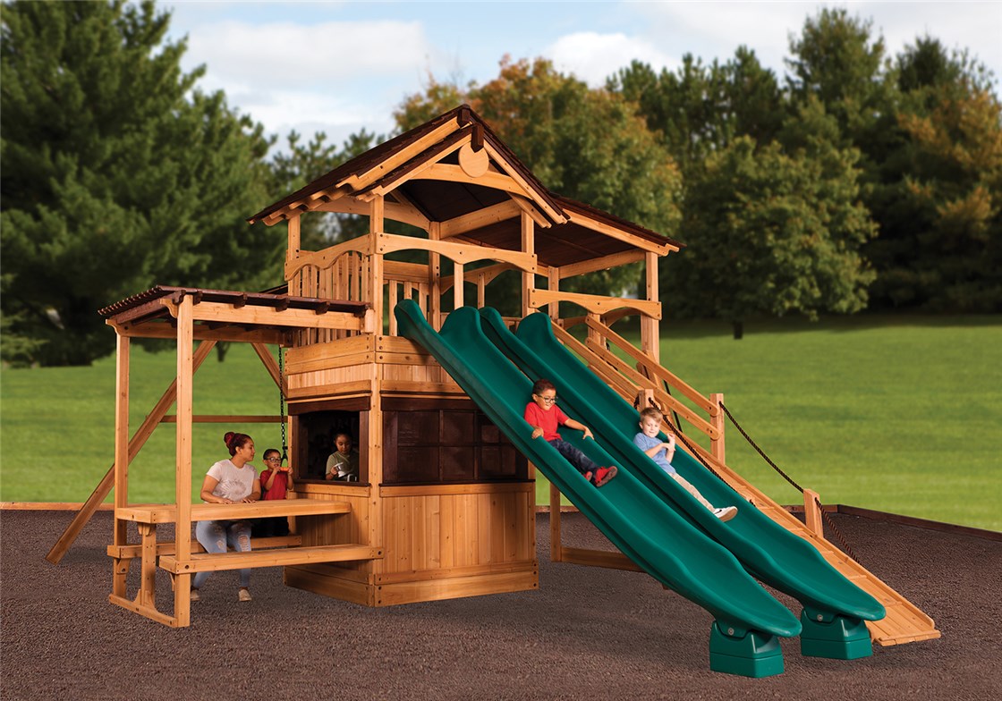 Titan Treehouse XL 4 Backyard Swing Set