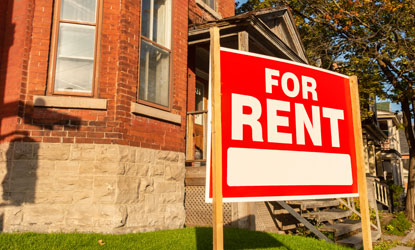 how-wooden-swing-sets-can-elevate-your-rental-property-appeal